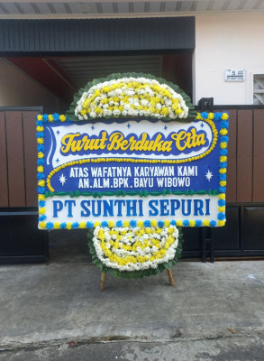 Papan Bunga Duka di Pelambuan